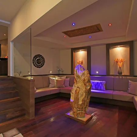 Garni - Restaurant Kaminstube Hotel
